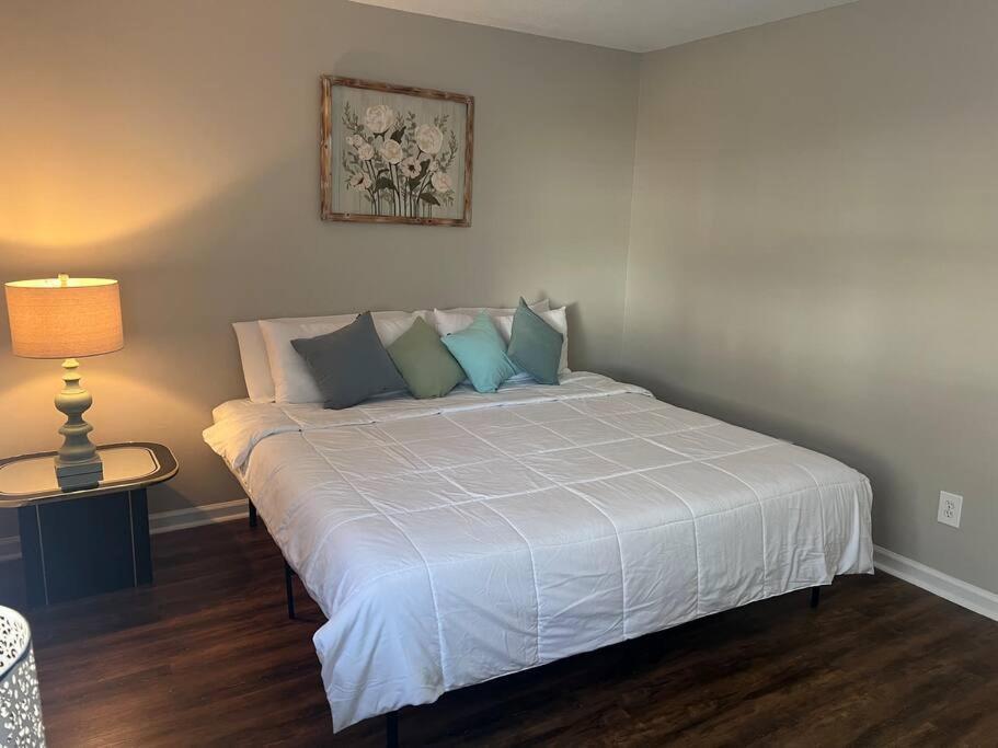 Indigo Downtownwalkable Kingbed Apartman RaleighRaleigh  Kültér fotó