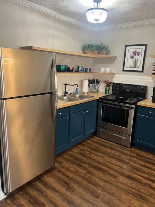 Indigo Downtownwalkable Kingbed Apartman RaleighRaleigh  Kültér fotó